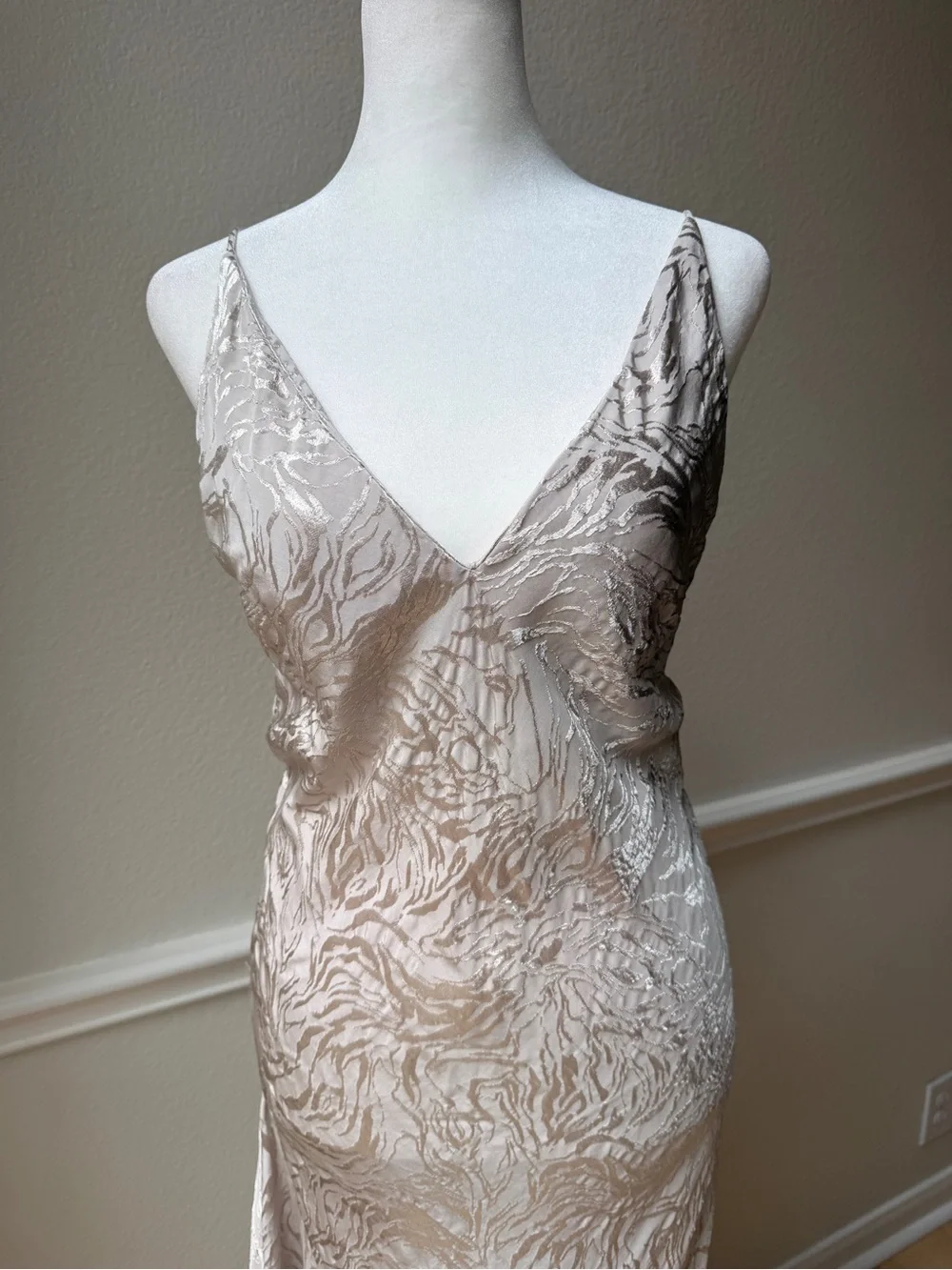 H&M Jacquard Slip‎ Dress Satin V-Neck Midi Champagne Beige Fairy Minimalist